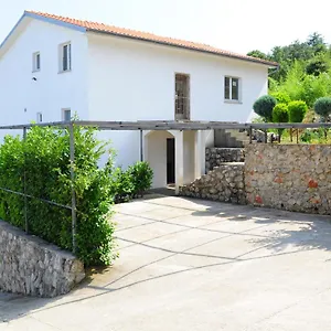 Poseidon Apartment